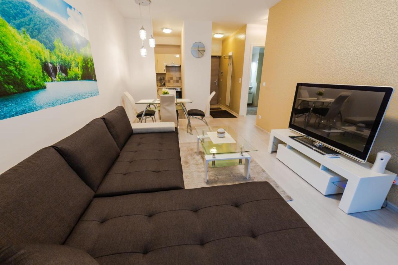 Corvin Promenade With Free Parking Daire Budapeşte Dış mekan fotoğraf